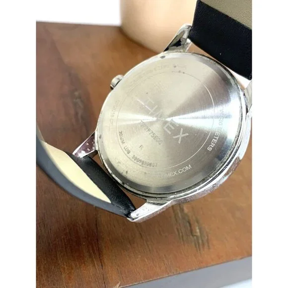 Timex Men's Watch TW2P75600 Quartz Indiglo White Dial Black Leather Band 38mm